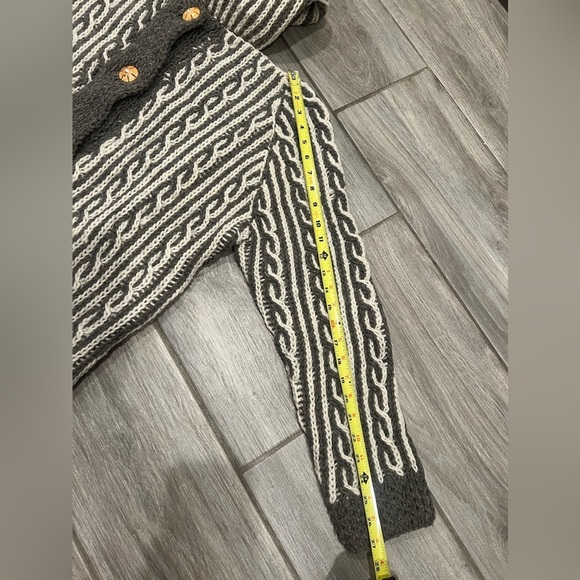 Vintage Handmade Cable Knit Cardigan Sweater - Picture 15 of 15